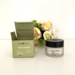 Pot et étui de crème visage anti-âge à la bave d’escargot
